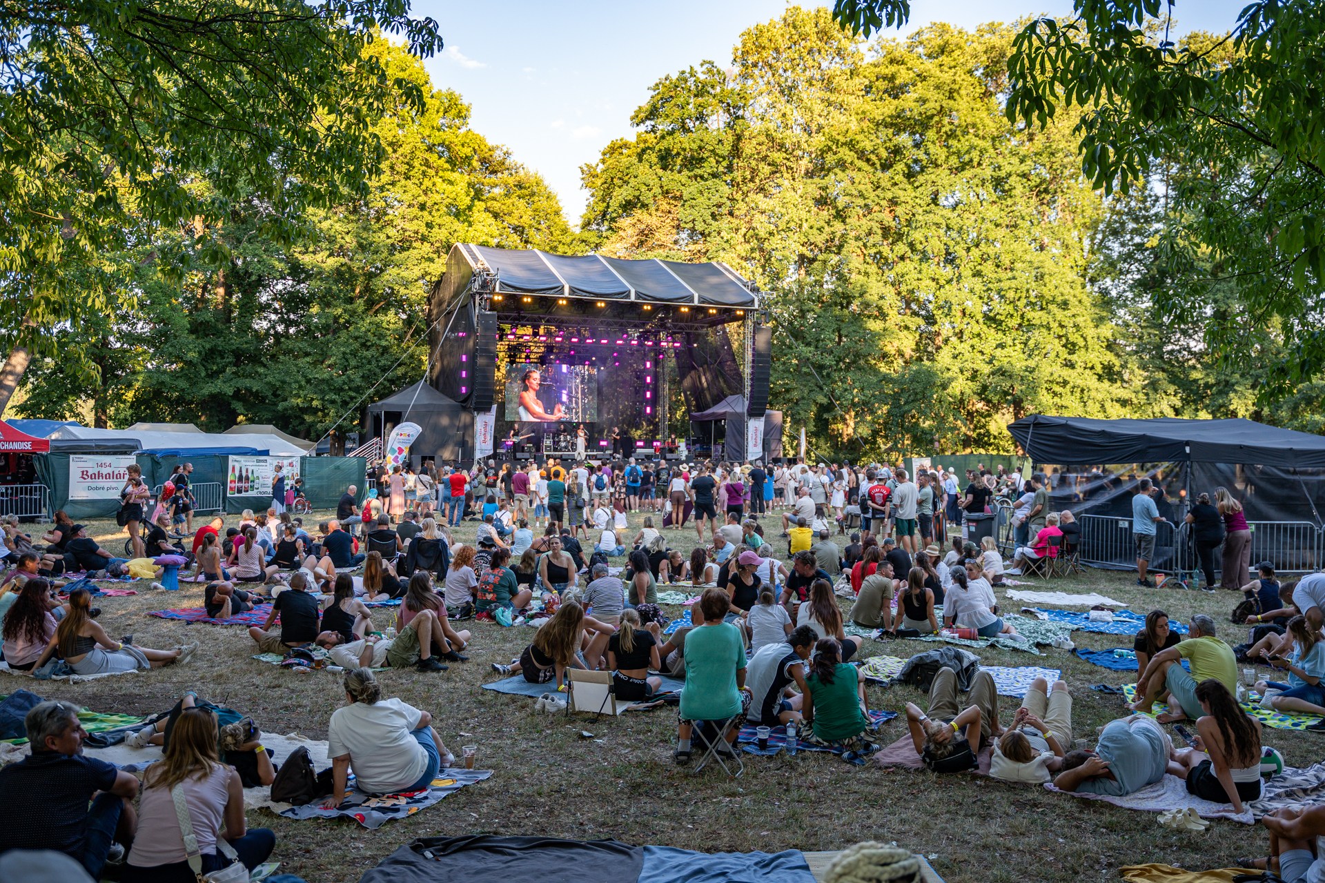 Na devätnástom ročníku City festu zažiarli viaceré hudobné hviezdy. V Parku Štefana Moysesa sa zabávali tisíce ľudí zo širokého okolia