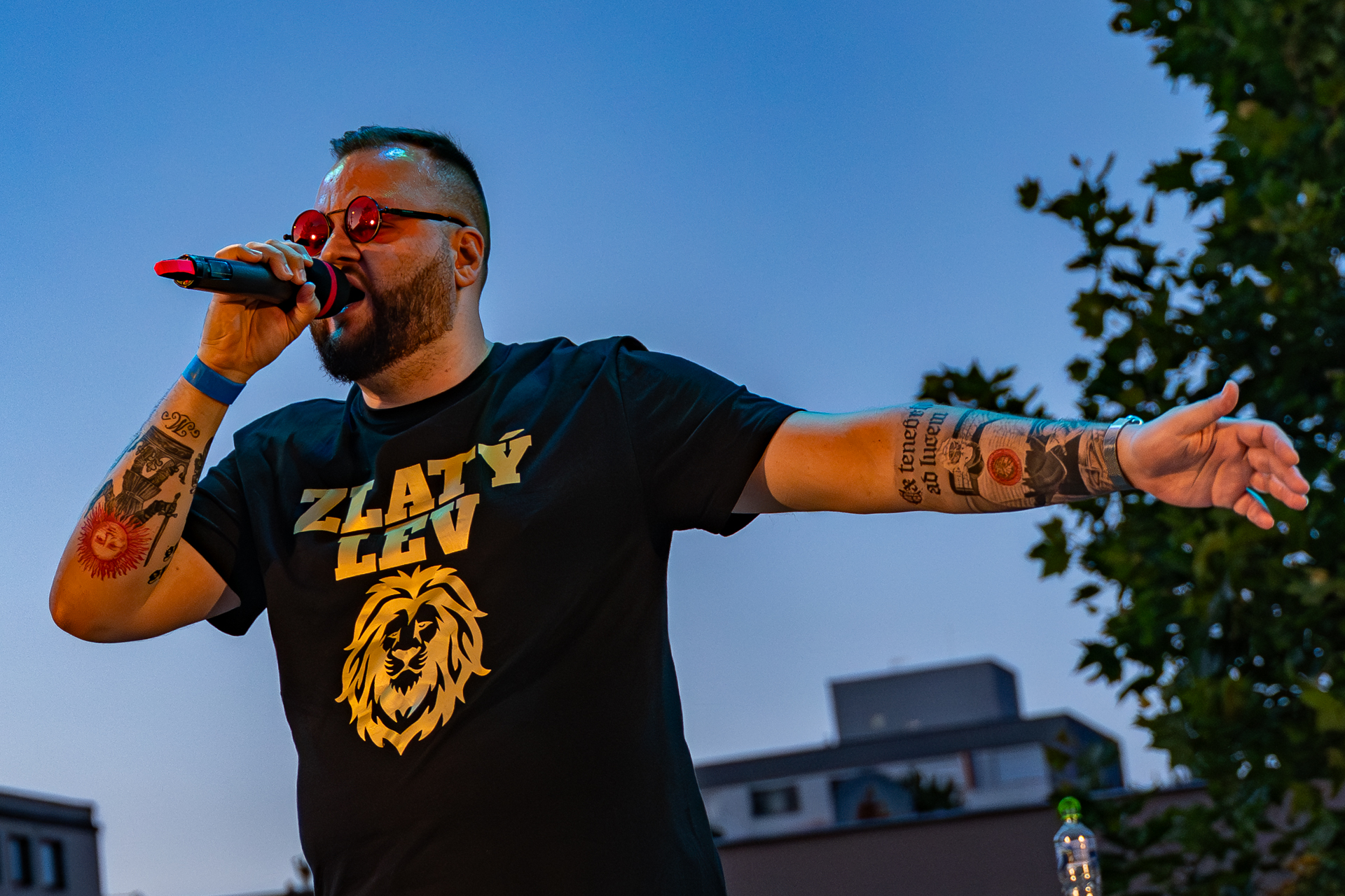 LETOFEST odštartoval leto na námestí, interpretom tlieskali stovky ľudí
