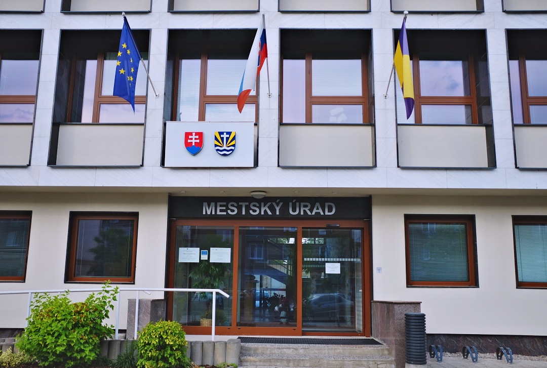 Budova Mestského úradu v Žiari nad Hronom Budova Mestského úradu v Žiari nad Hronom
