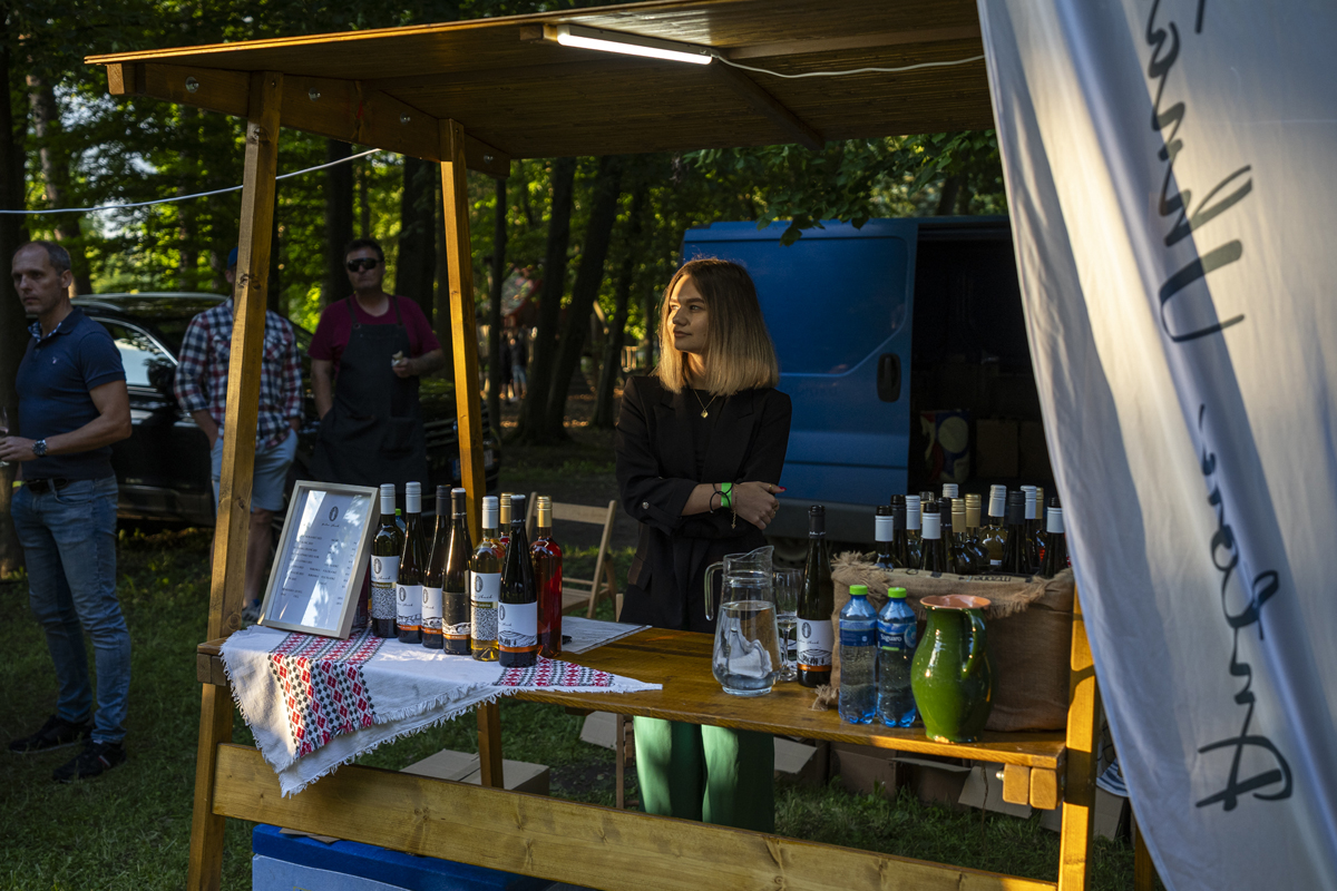 Žiarsky park opäť zaplnili priaznivci dobrého vína