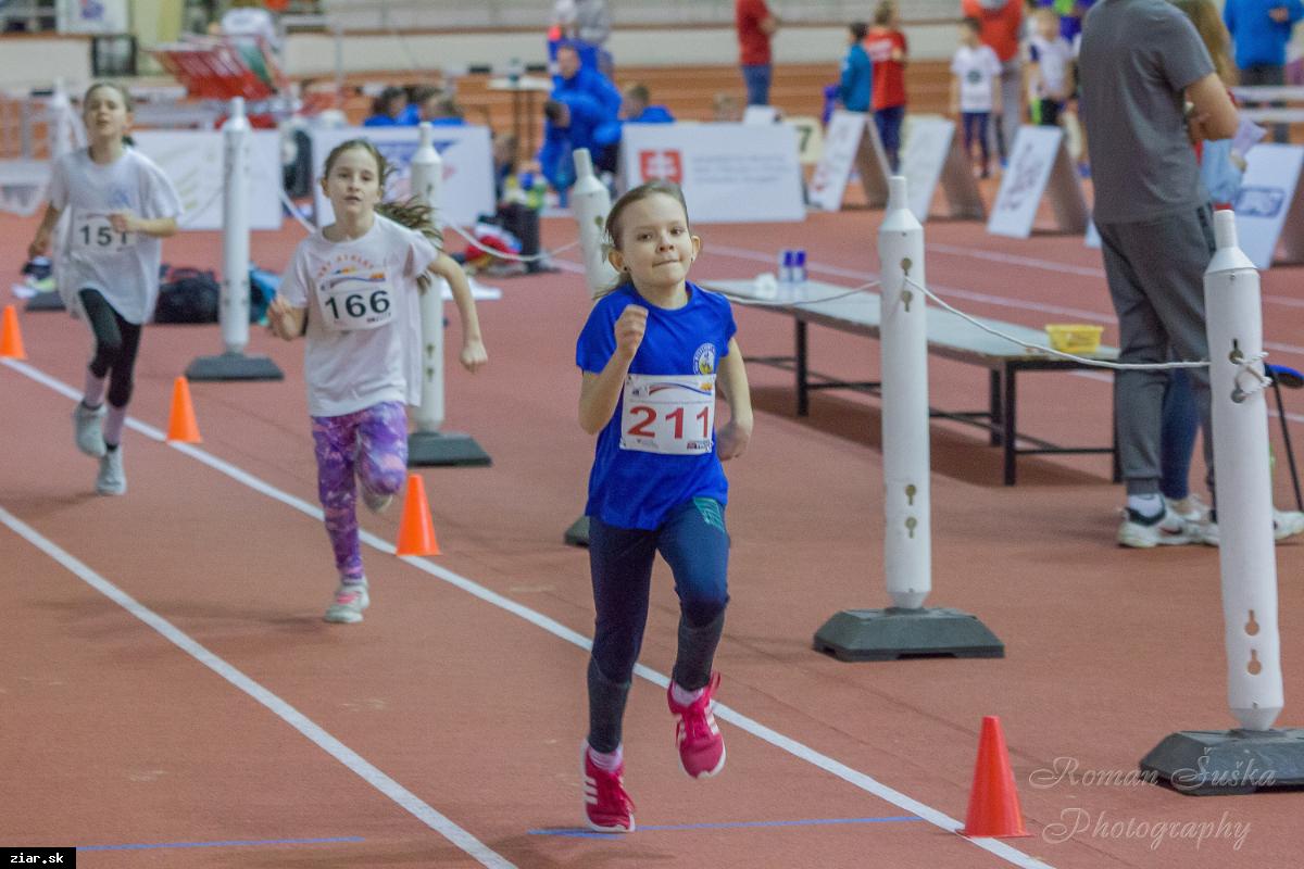 obr: Atletika: Nikola Kollárová získala dve medaily