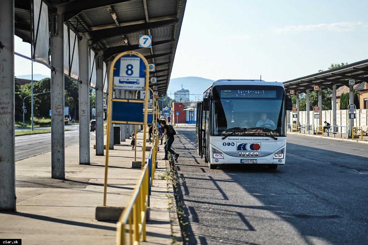 Zmenený autobusový grafikon z okolitých obcí bol od nového roka opäť upravený