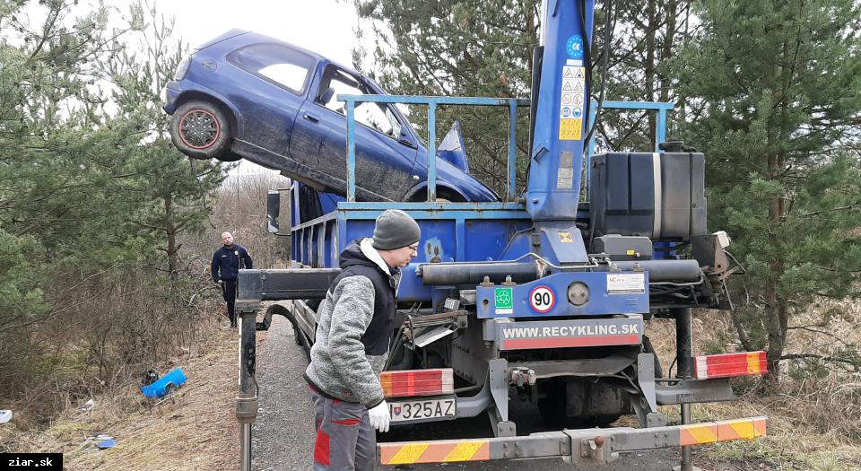 Vrak bol zo Šibeničného vrchu odtiahnutý