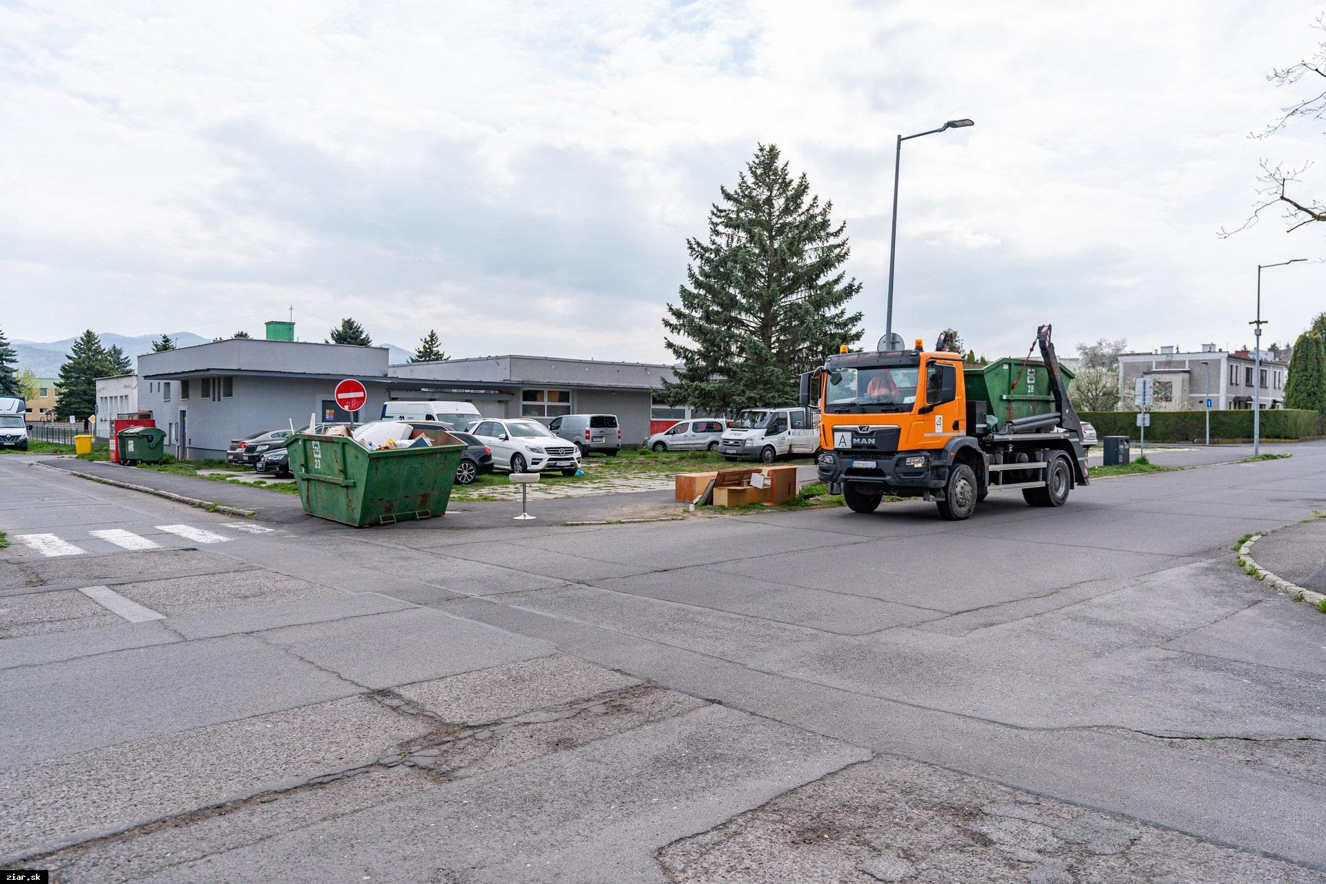 Dni jarnej čistoty 2026 v číslach: Vyviezlo sa o 12,48 tony viac odpadu ako vlani na jeseň