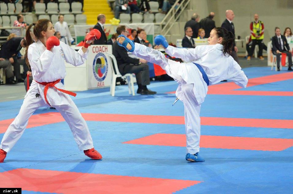 Veľký úspech pre žiarske karate, Dominika Veisová získala bronz na Majstrovstvách Európy