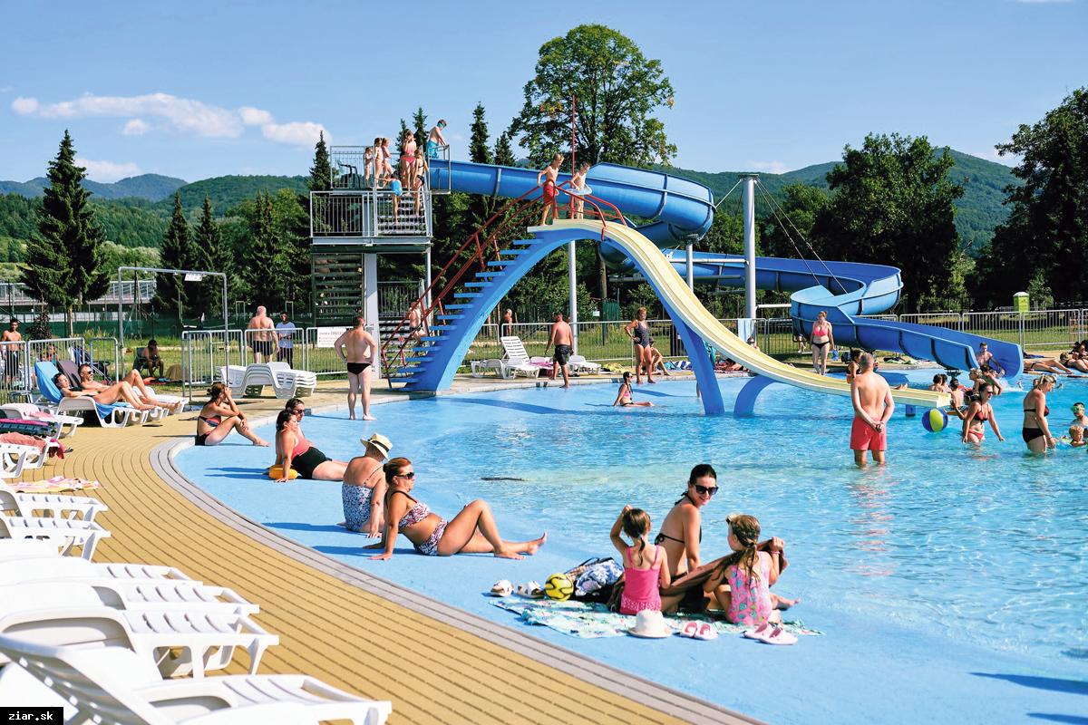 Počas hlavnej letnej sezóny bude v prevádzke plaváreň aj plážové kúpalisko