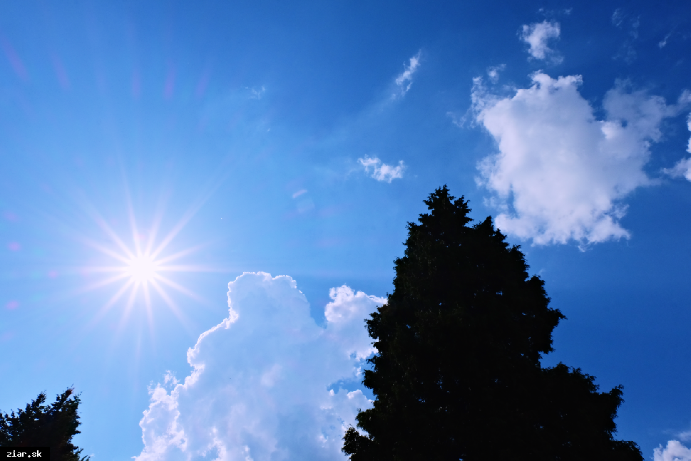 Letné počasie bude pokračovať