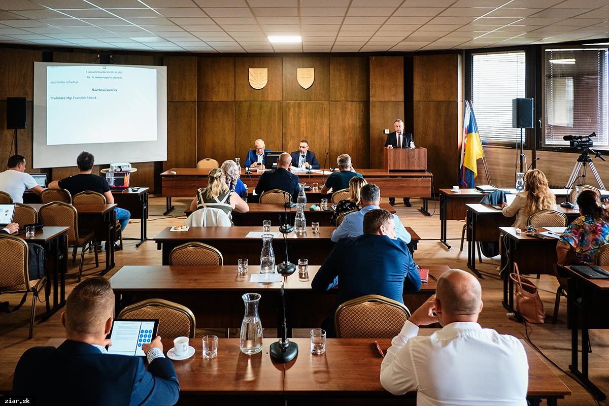 Zo septembrového zasadnutia MsZ