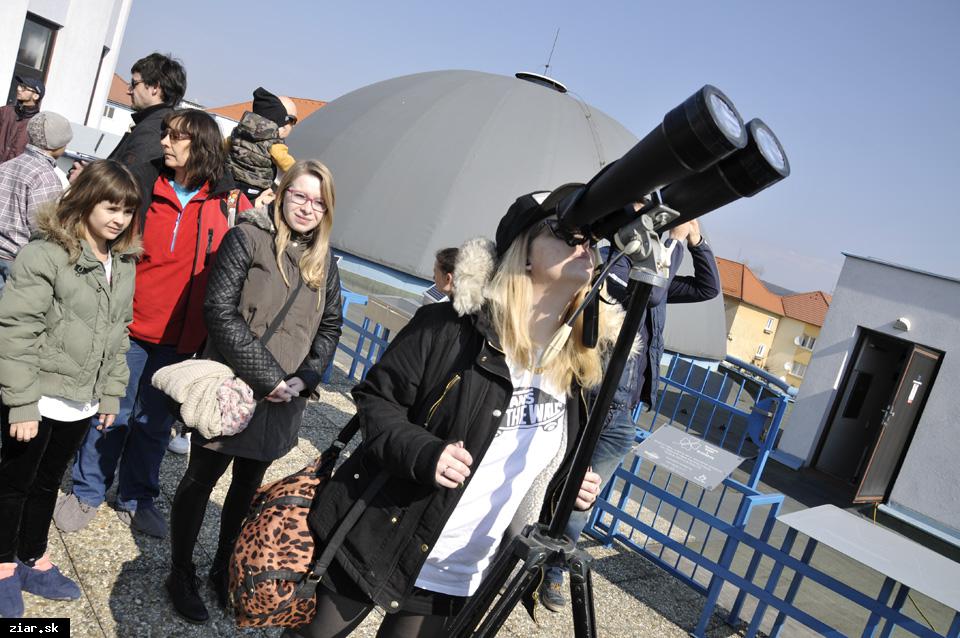 Deň hvezdární a planetárií v žiarskom planetáriu