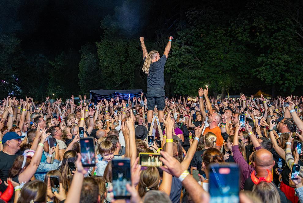 Na devätnástom ročníku City festu zažiarli viaceré hudobné hviezdy. V Parku Štefana Moysesa sa zabávali tisíce ľudí zo širokého okolia