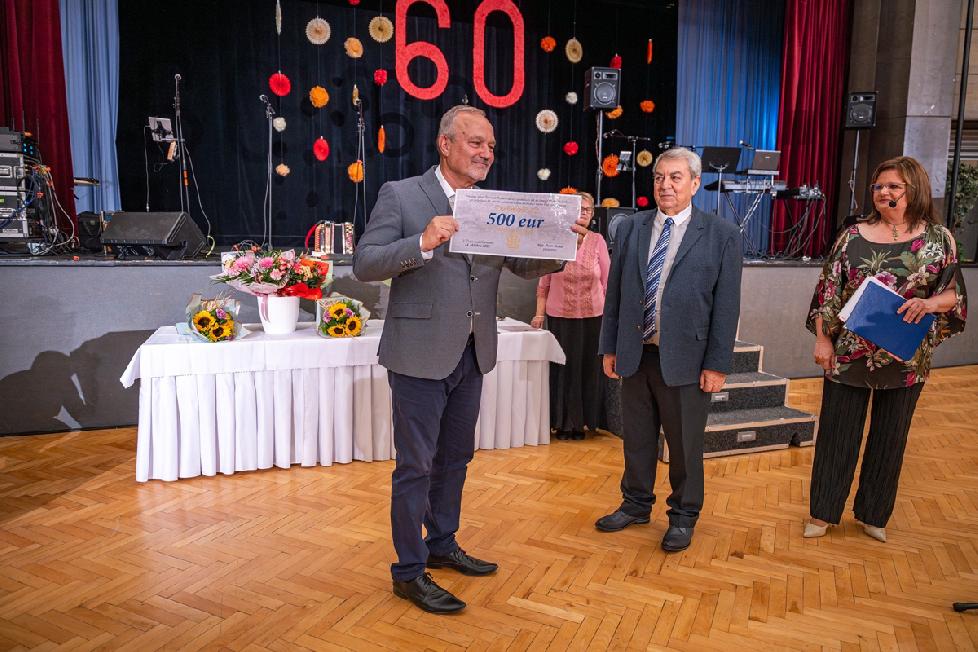 Žiarsky Klub dôchodcov zaznamenal okrúhle výročie. Kultúrno-spoločenské zázemie pre seniorov oslávilo 60-tku