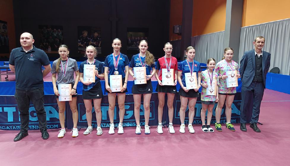 Stolný tenis: Zlato a bronz pre Martinu Hrabajovú z MSR SŽ 2025