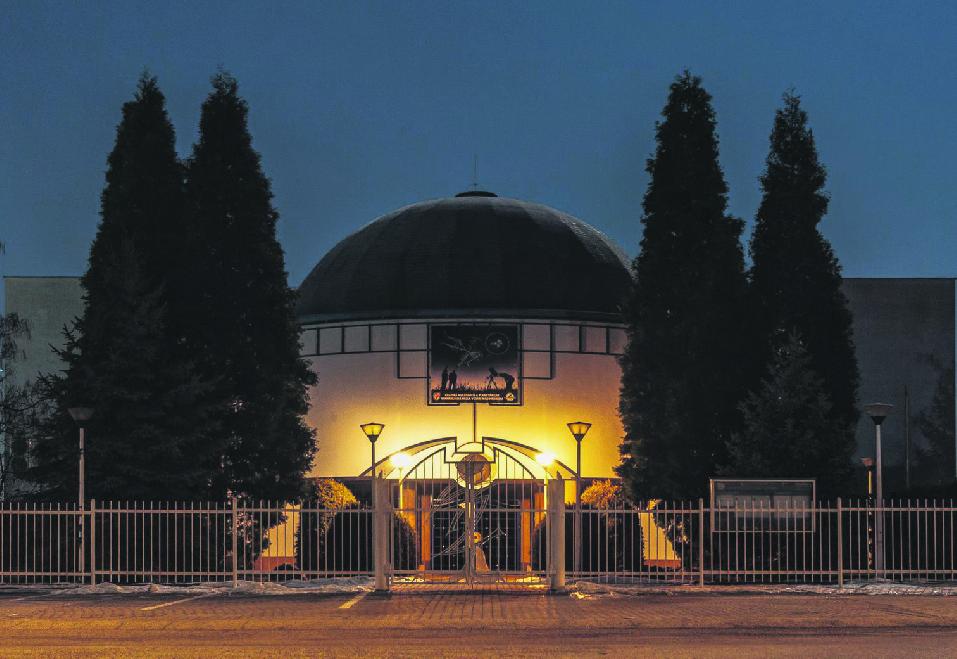 Odkrývame históriu mesta: Začiatky sledovania nočného neba v našom meste III.