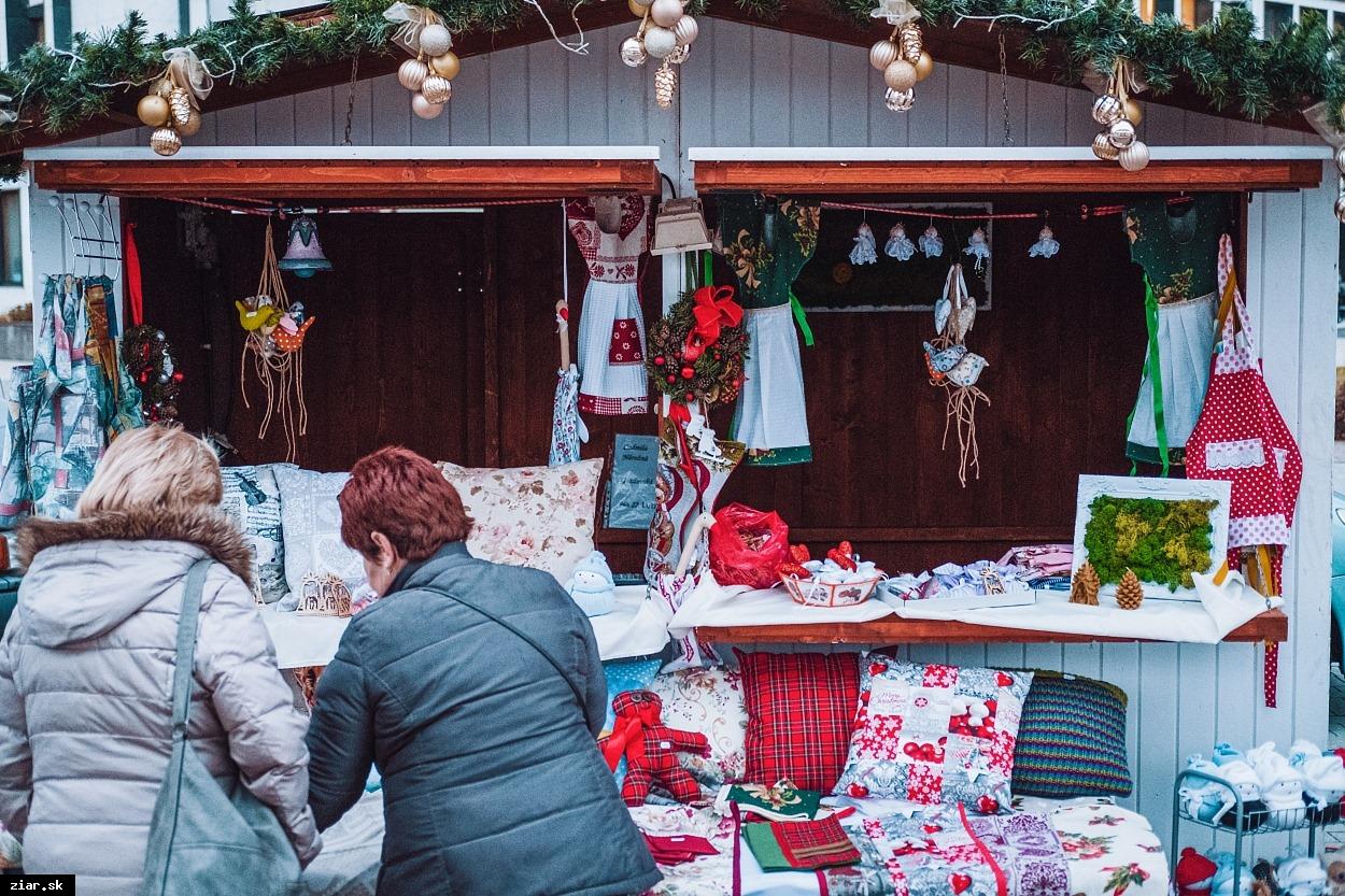 Súčasťou Vianočných trhov aj súťaž vo varení kapustnice