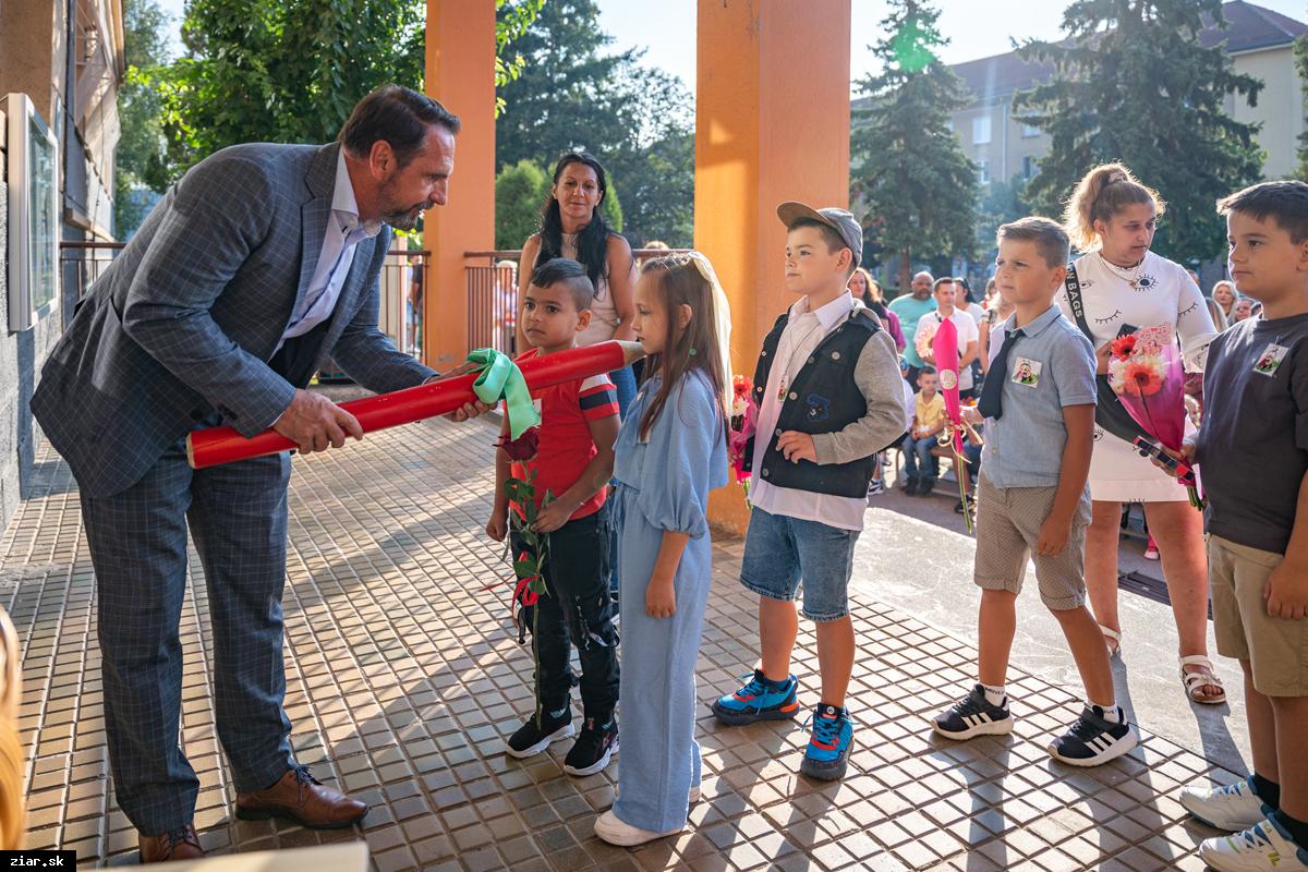Začal sa nový školský rok 2024/2025: Takto ho v žiarskej „Jednotke“ otvoril primátor