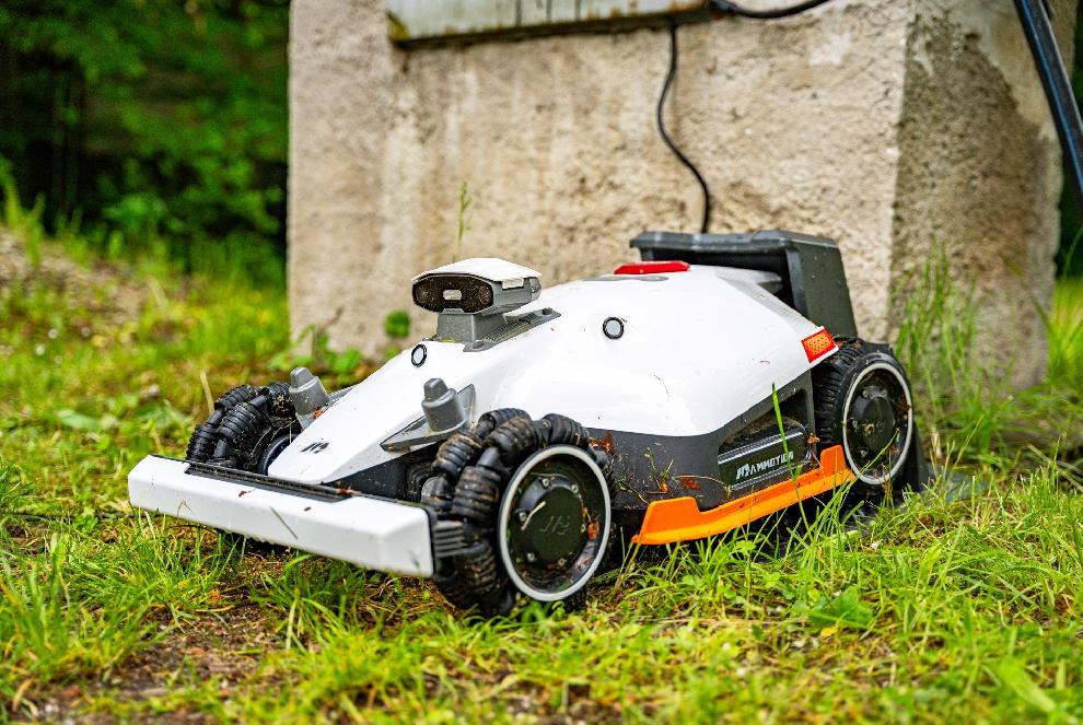 Robotické kosačky v Žiari nad Hronom