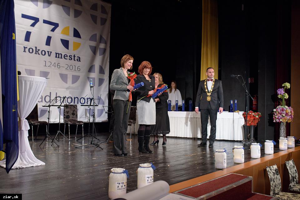 Mgr. Zuzana Kohútová a Mgr. Zuzana Denková - za mimoriadny prínos do obnovy kultúrneho dedičstva na území mesta Žiar nad Hronom